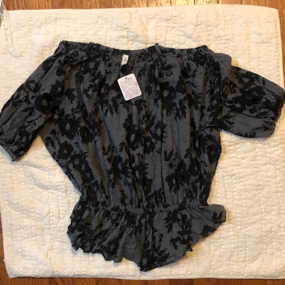 NWT Free People Off The Shoulder Top - Picture 5 of 7